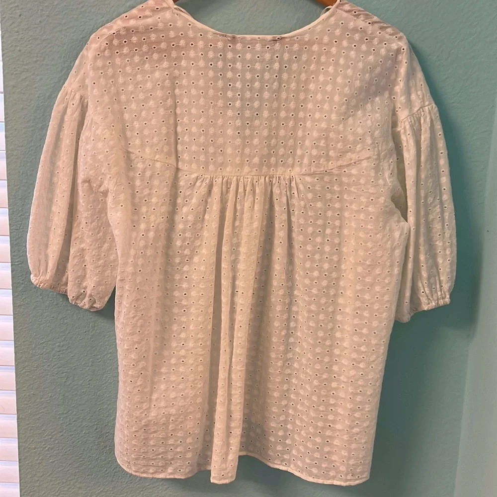 NWOT Zara Eyelet Top